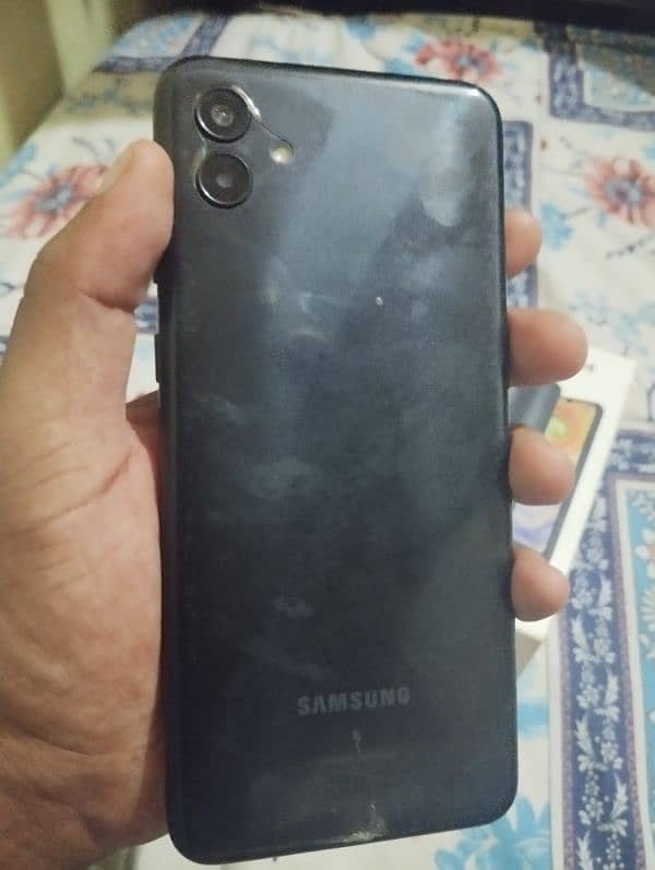 Samsung Galaxy A04 1