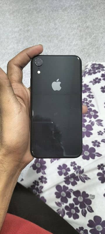 iPhone Xr Urgent Sell 1