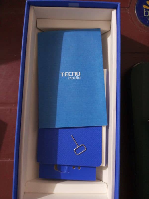 Tecno Camon 18T - Good Condition, with Original Box and Accessories 4