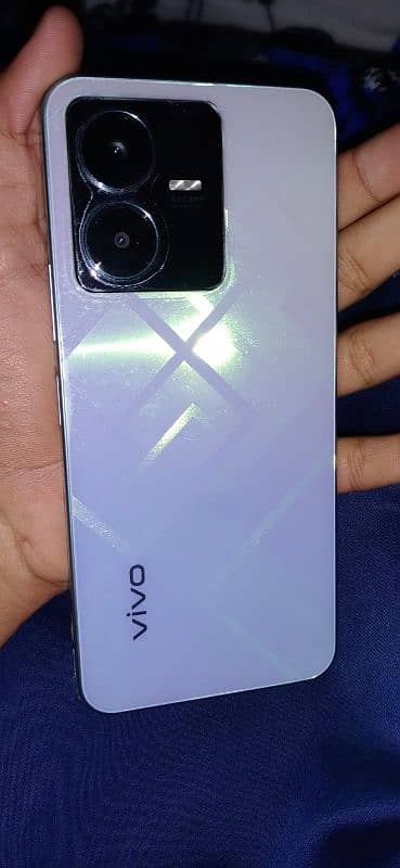 vivo y22 condition 10by10 2