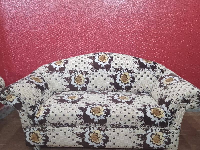 Sofa set 6 seater in high quality 1