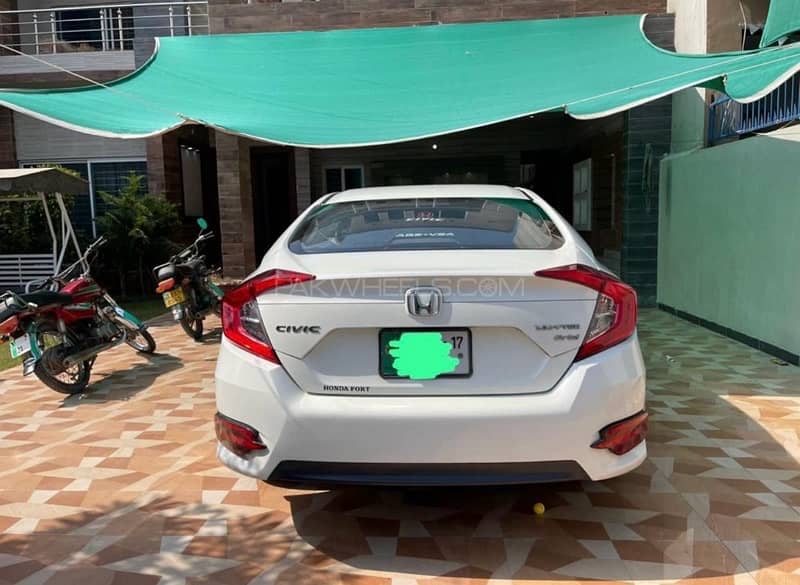 Honda Civic Oriel 2017 3