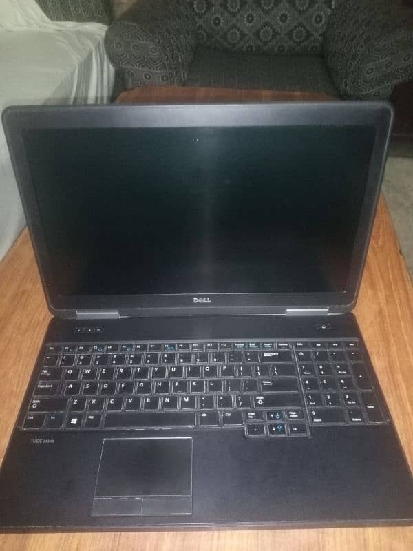 Dell E5540 core i7 4th gen 2gb nividia graphic card 3