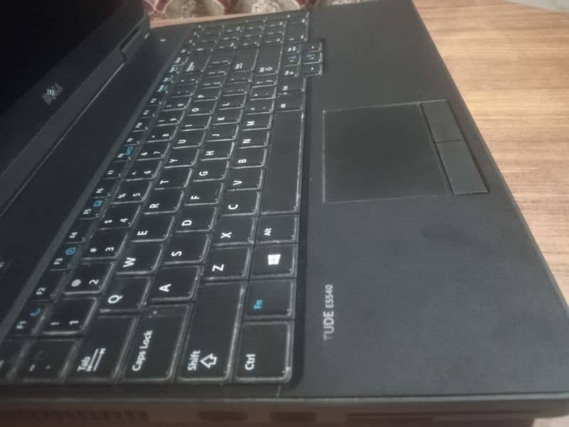 Dell E5540 core i7 4th gen 2gb nividia graphic card 6