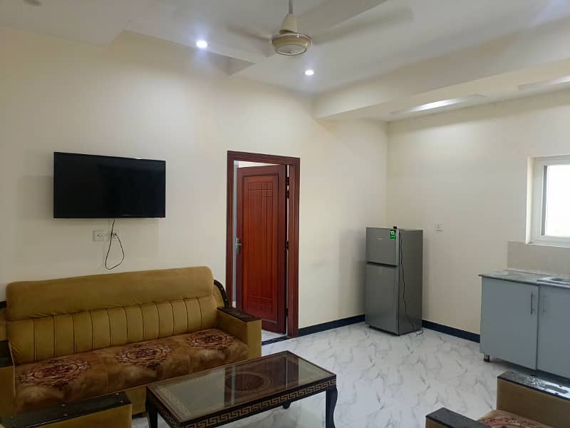 Flat Apartment For Rent In Ghauri Town Express Way Near Gulberg Greens 1