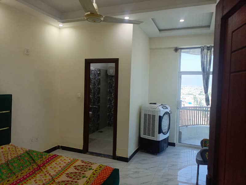 Flat Apartment For Rent In Ghauri Town Express Way Near Gulberg Greens 4