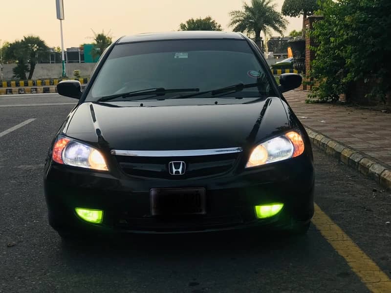 Honda Civic Oriel 2005 4