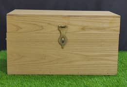 storage box / vantage box / wooden box