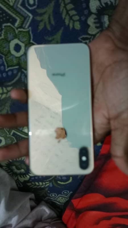 iPhone  xs non pta 256gb exchange ho jay ga 6