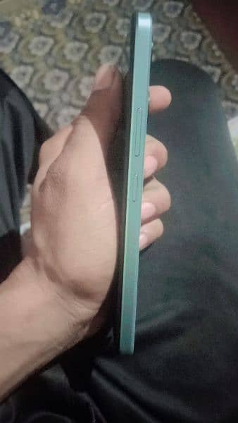 vivo y03 4.64GB main h fullbox 7 Month waerenty main h 1