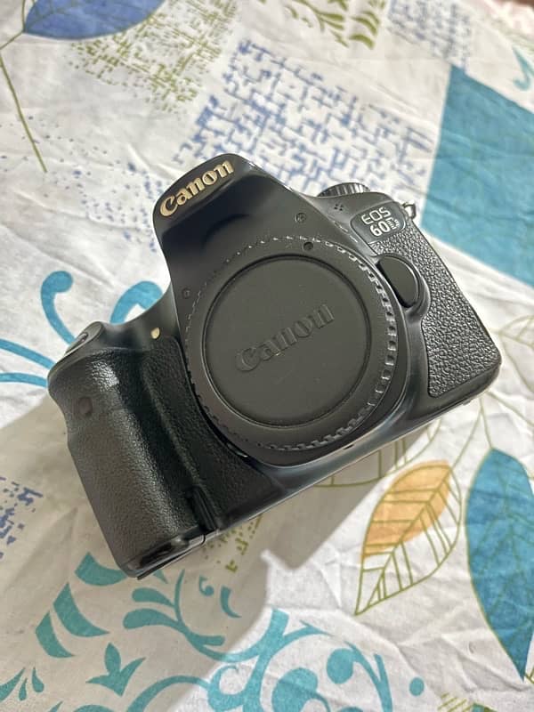 Canon 60 D lush condition 7