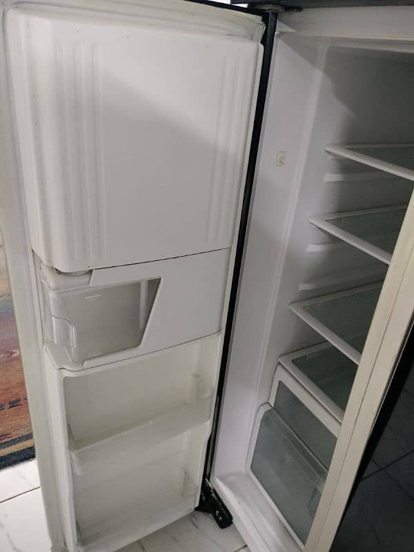 4 door refrigerator 7