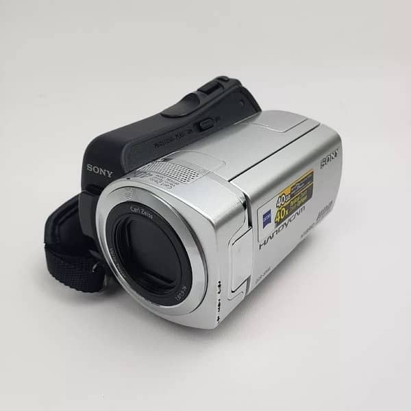 Sony Handycam DCR-SR46 Silver Digital Video Camera 40GB 1