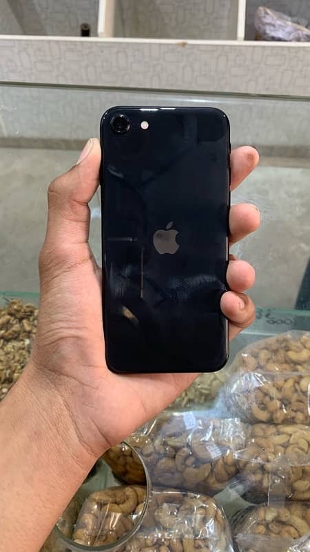 Iphone se2020  non pta jv 64gb waterpack 85 health Pubg king 4