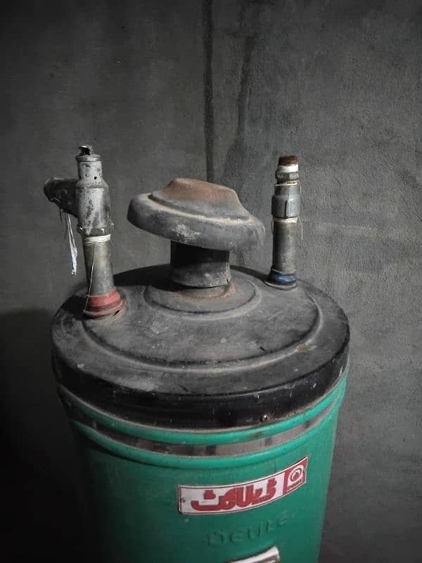 Delight Gas geyser for sale 1