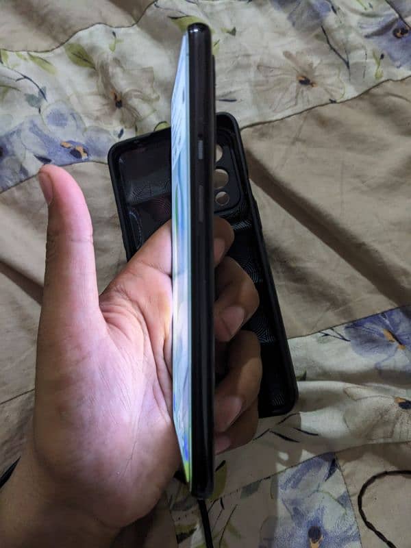 selling my OnePlus 9 al 3