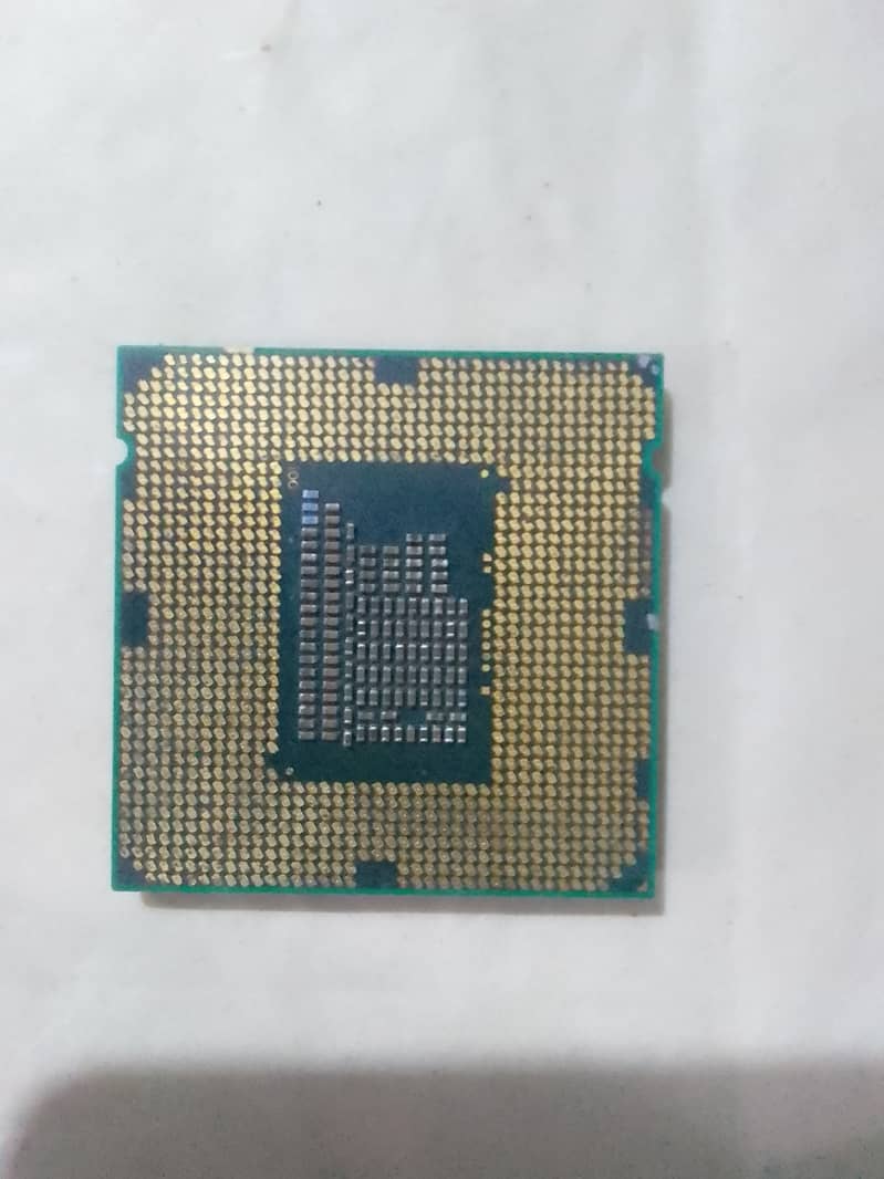 Core I3 2nd Gen Processor With Its FAN 2