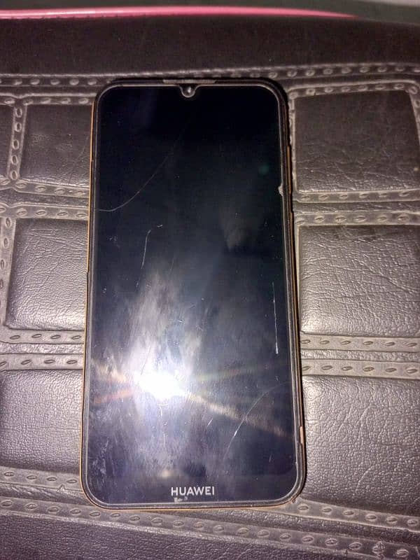 huawei y5 2019 2 32 ram all OK 10 by 10 condition no open no repair 1