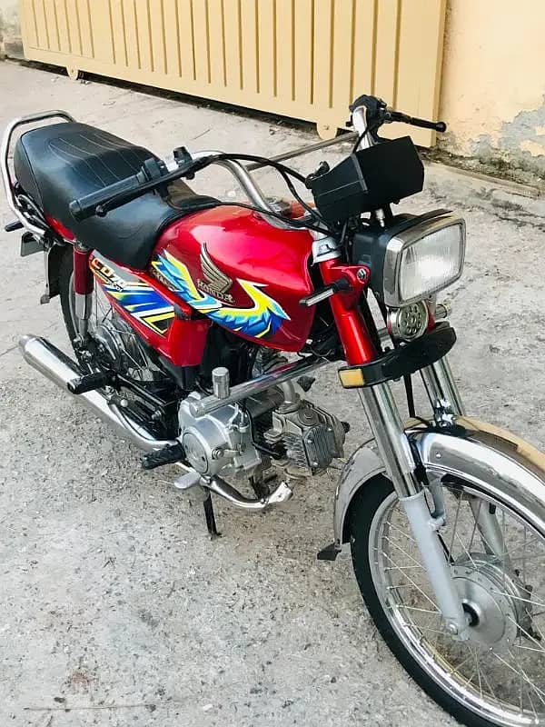 Honda CD 70 2021 5