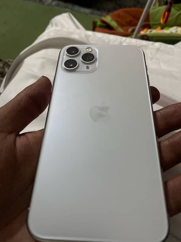 iphone 11 pro 7