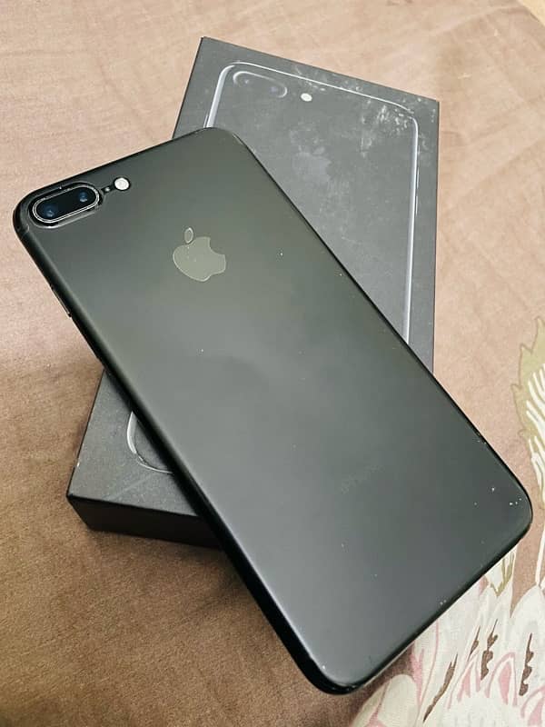 iphone 7 plus PTA 256gb LLA Model 2