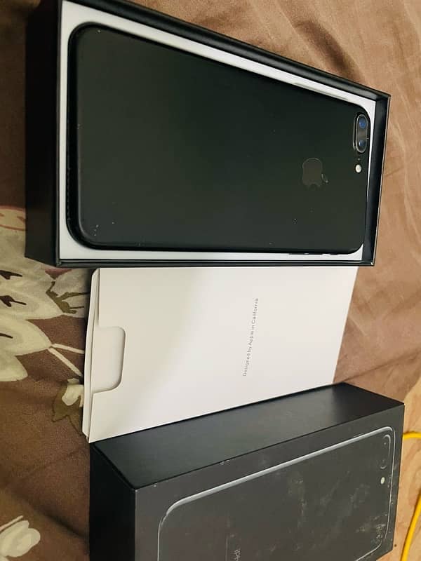 iphone 7 plus PTA 256gb LLA Model 6