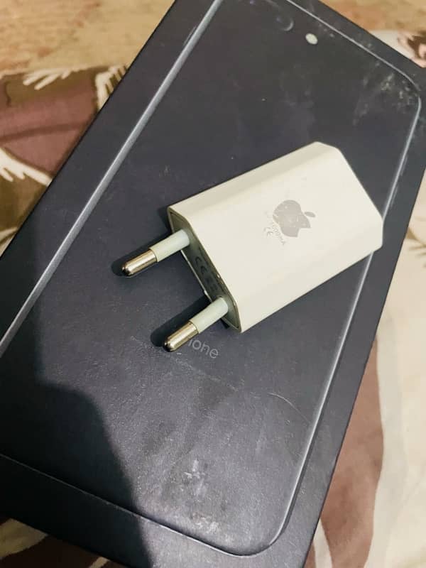 iphone 7 plus PTA 256gb LLA Model 7