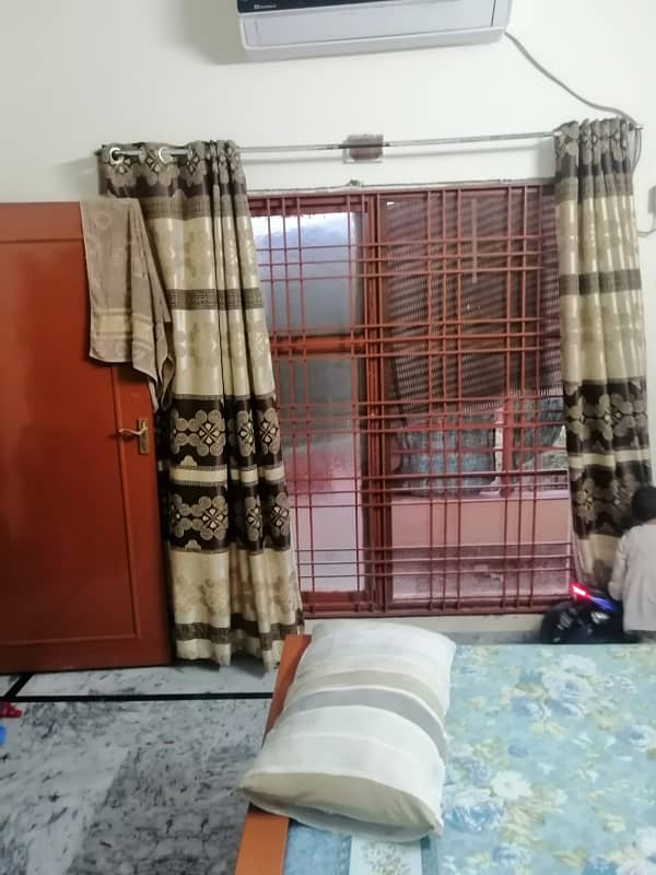 House available for rent Pani bjli gas's 4