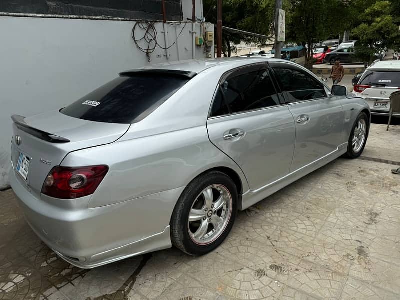 Toyota Mark X 2005 3