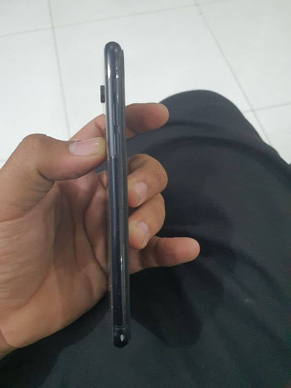 i phone xr water pack 4