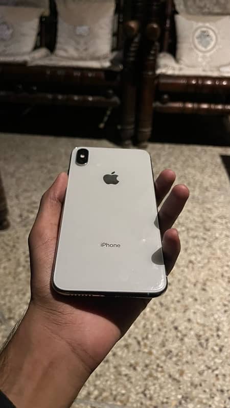 iphone xs max 3