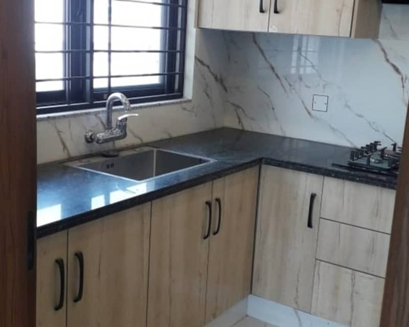 1 Kanal Upper Portion With 3 Bedrooms For Rent In DHA Phase 7 | Book Now 6