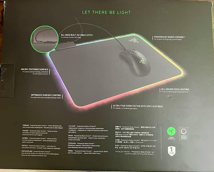 Razer Firefly V2 RGB Gaming Mouse Pad 0