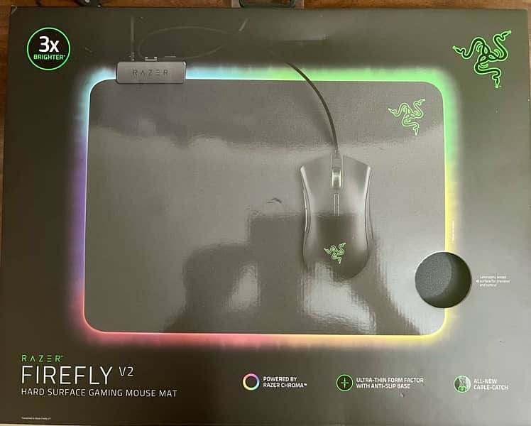 Razer Firefly V2 RGB Gaming Mouse Pad 1