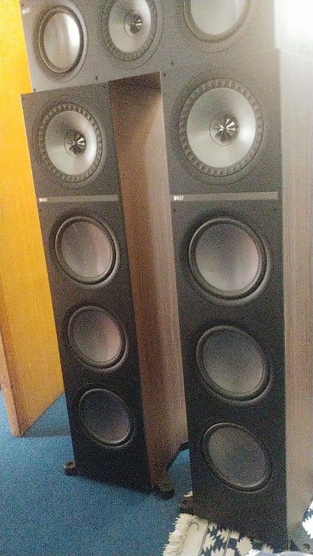 Kef Q900 Q600 Q300 Floorstand Bookshelf Center channel speaker 5