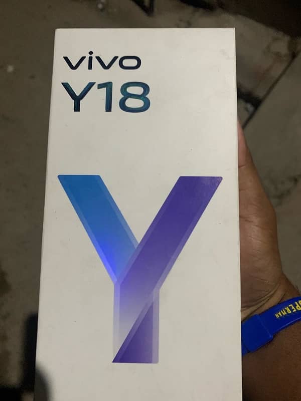 vivo y18 4/128 new piece just 2 months use 2