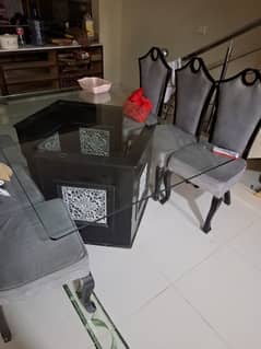 Dinning Table for sale