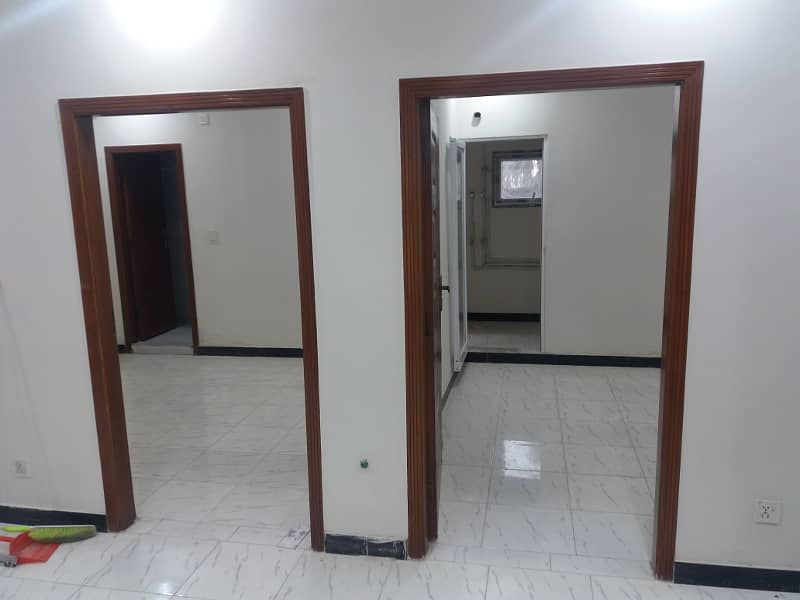 2 Bed apartment for rent available in pwd 2