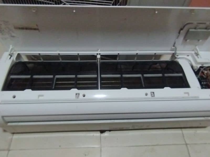 Haier ac 1.5 ton urgent sale 0315-2939868 2