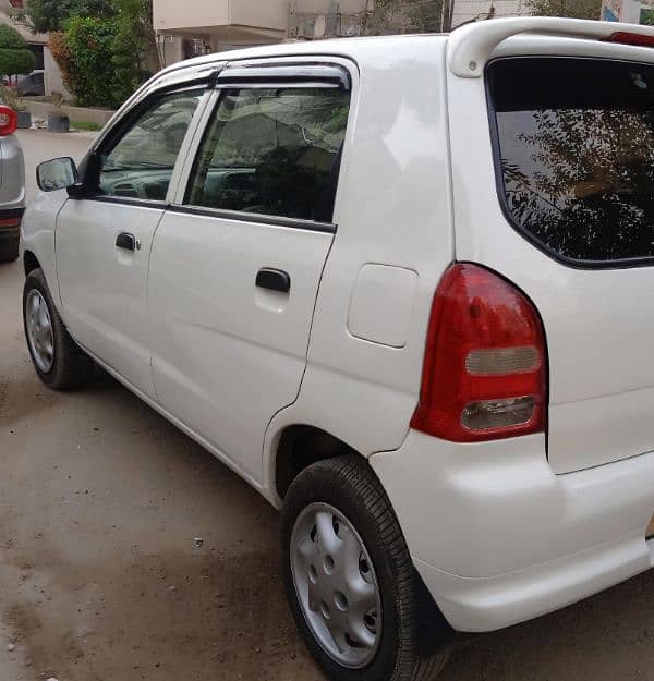 Suzuki Alto 2011 5