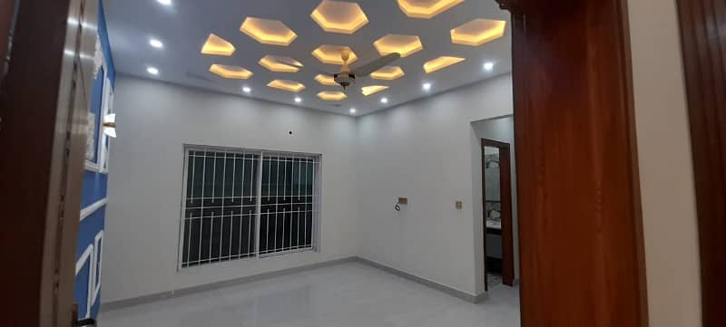 10 Marla Double Storey Brand New House In Central Park 14