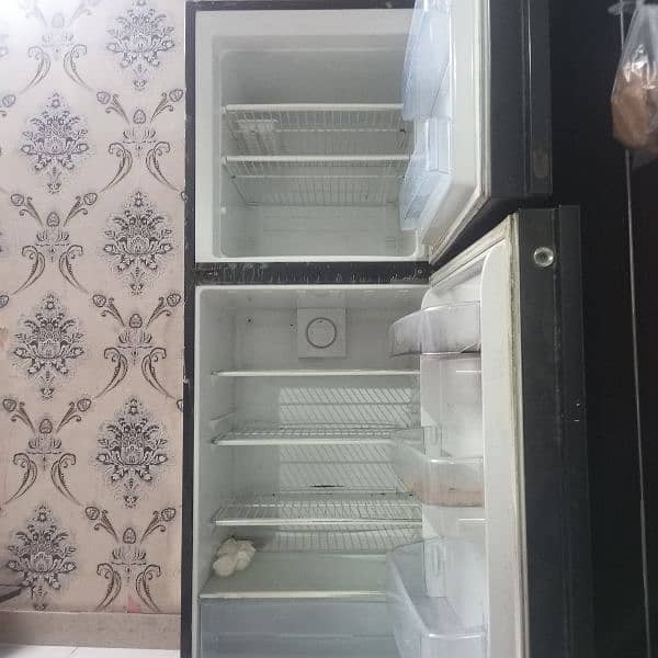 Electrolux Refrigerator For Sale 2