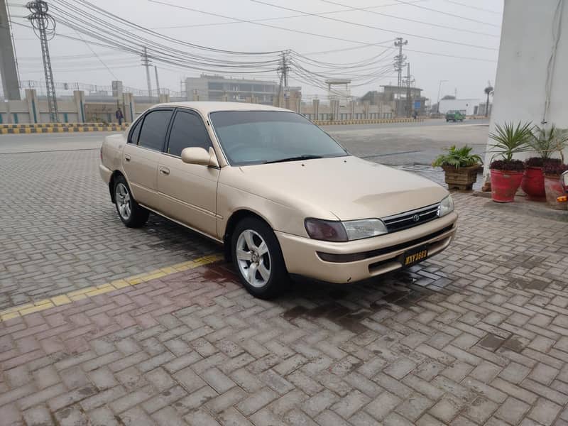 Toyota Corolla XE 2001 2