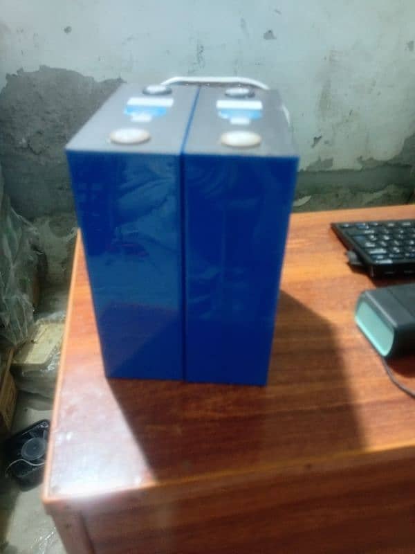 Lithium iron phosphate 3.2v 280A Lifepo4 Cells 2