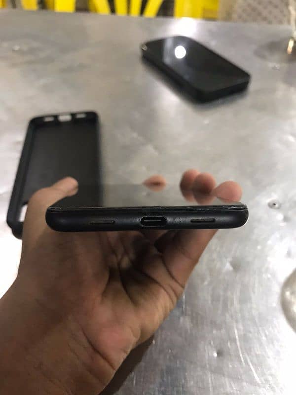 Google Pixel 4a 5g Non- PTA 6gb/128gb 3