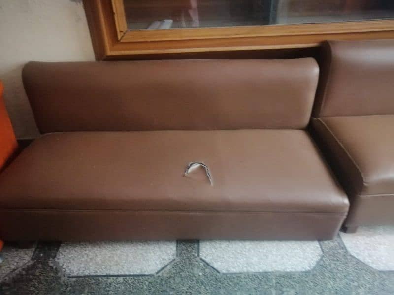 9 Seater Sofa Set- Urgent Sale 1