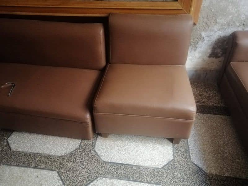 9 Seater Sofa Set- Urgent Sale 2