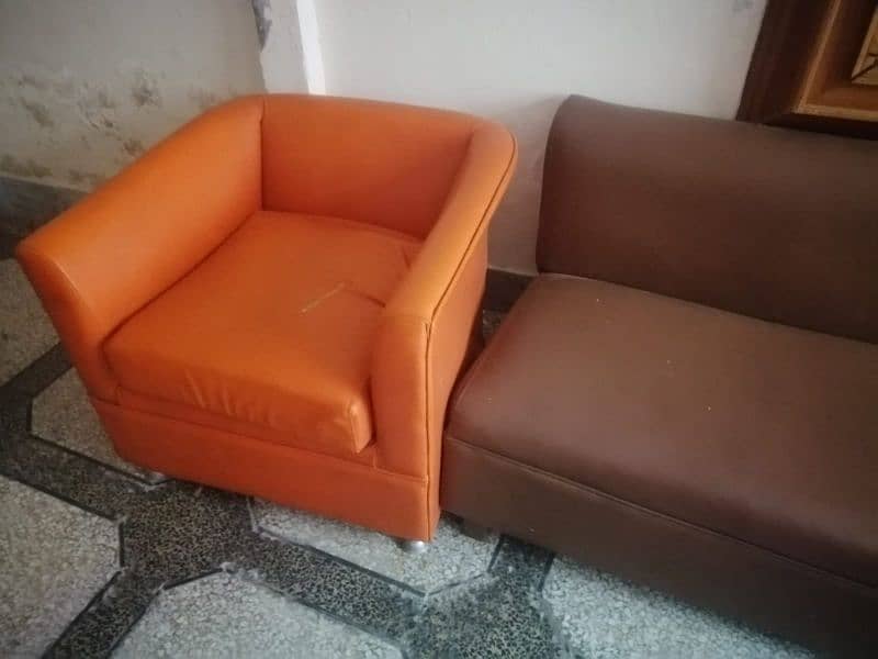 9 Seater Sofa Set- Urgent Sale 3