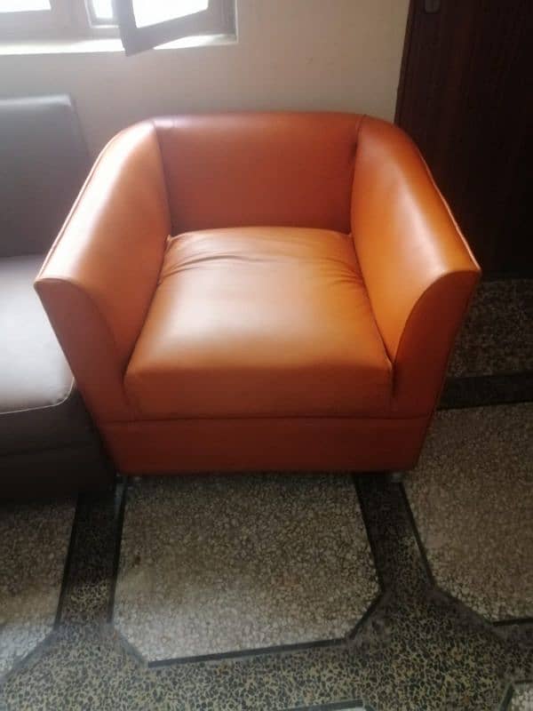 9 Seater Sofa Set- Urgent Sale 4