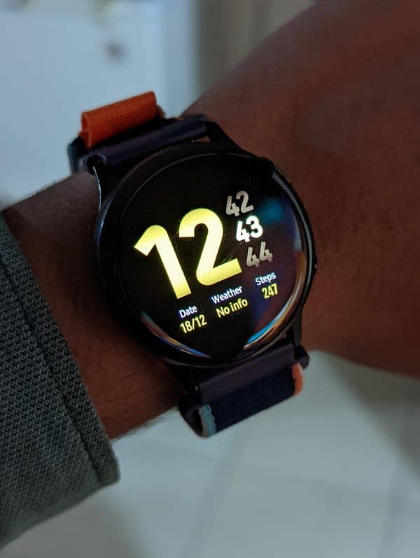 Samsung Galaxy Watch Active 2 3